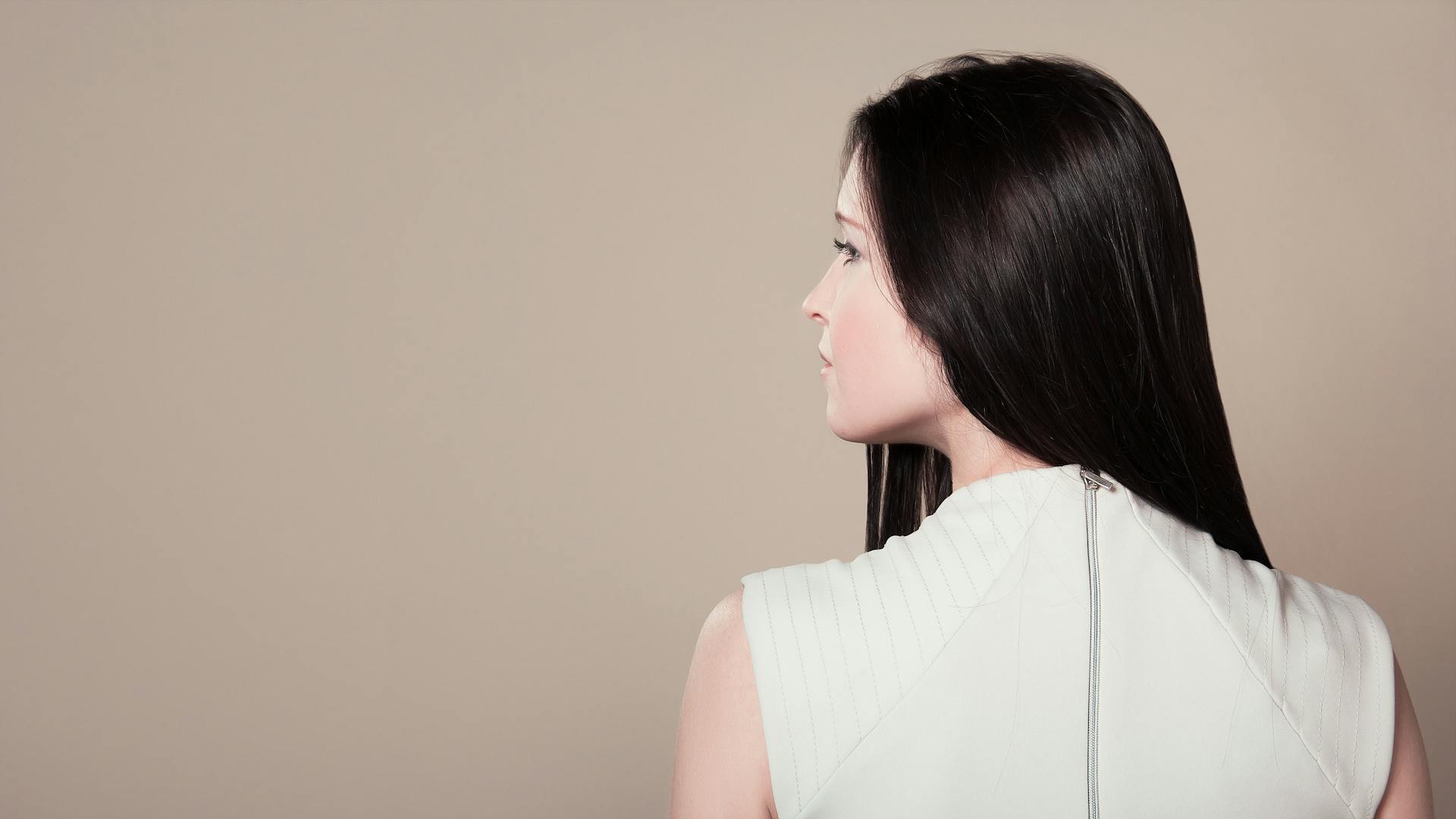 Clip-In Hair Extensions: How to Achieve a Salon Look at Home